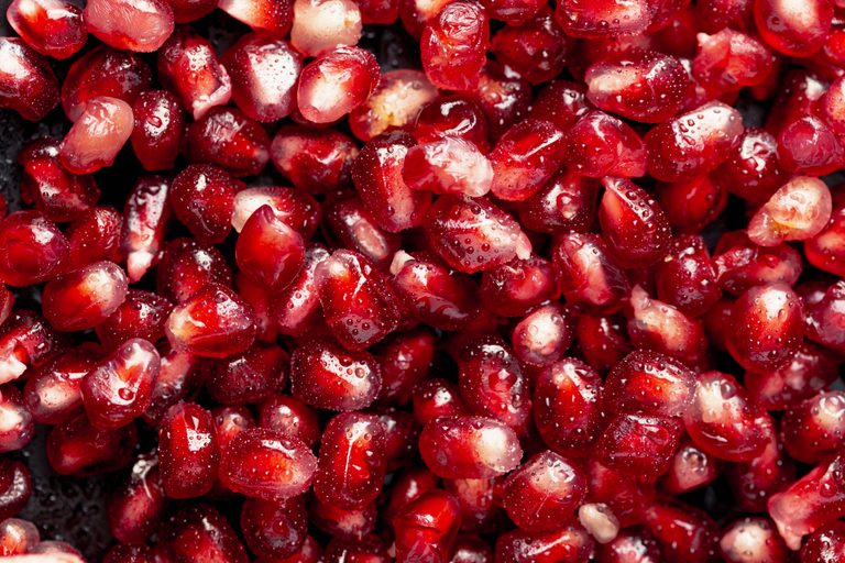 Nature’s Secret to Heart Health: How to Clean Your Arteries With the Help of a Simple Fruit