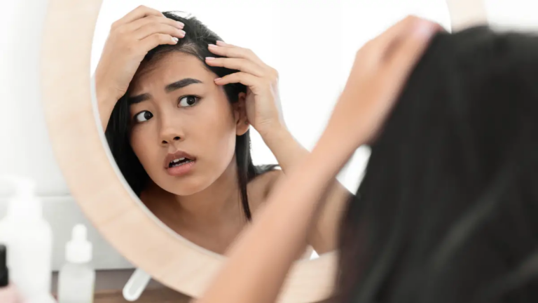 5 Ways Your Hair Is Telling You That Your Thyroid Is in Trouble