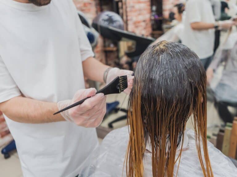 Hair Dye Linked to 60% Higher Breast Cancer Risk