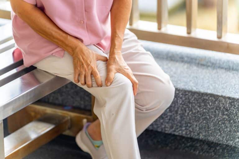 The Immune Reason Chronic Pain May Linger Longer in Women