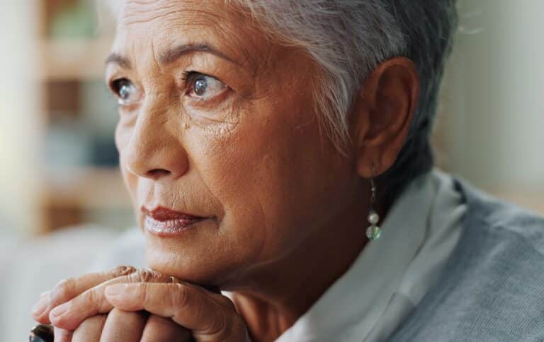 The Real Reason More Women Get Alzheimer’s: What New Research Reveals